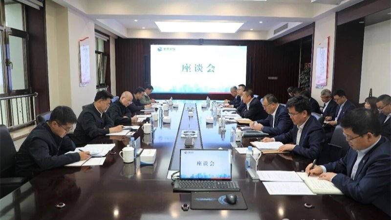 省人大常委会预算工委调研组赴好博·体育-好博（中国）一站式服务官方网站
调研指导工作